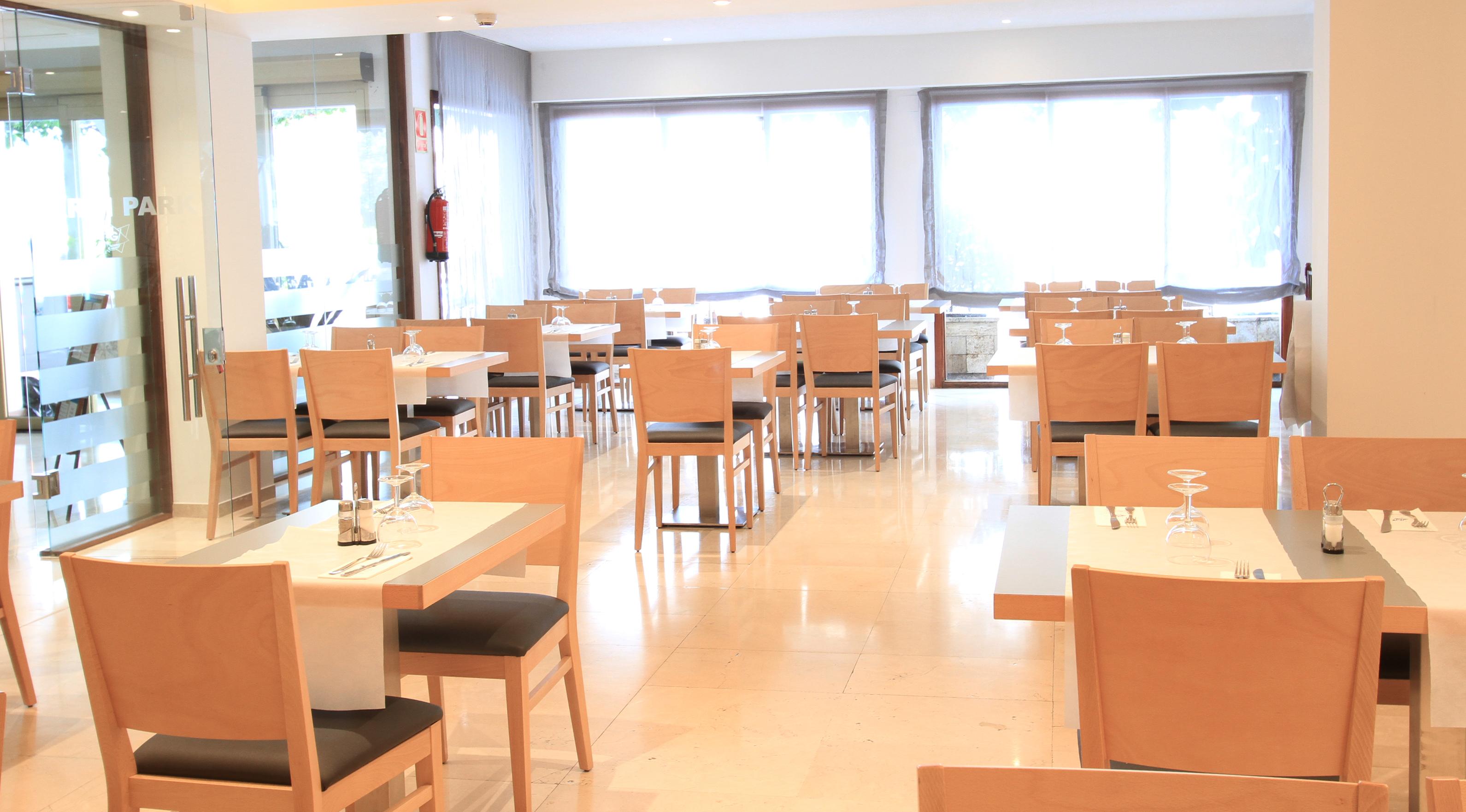 Hotel Garbi Park & Aquasplash Lloret de Mar Exterior photo